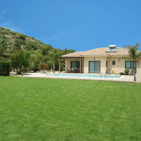 Vineland Perigiali * Pissouri